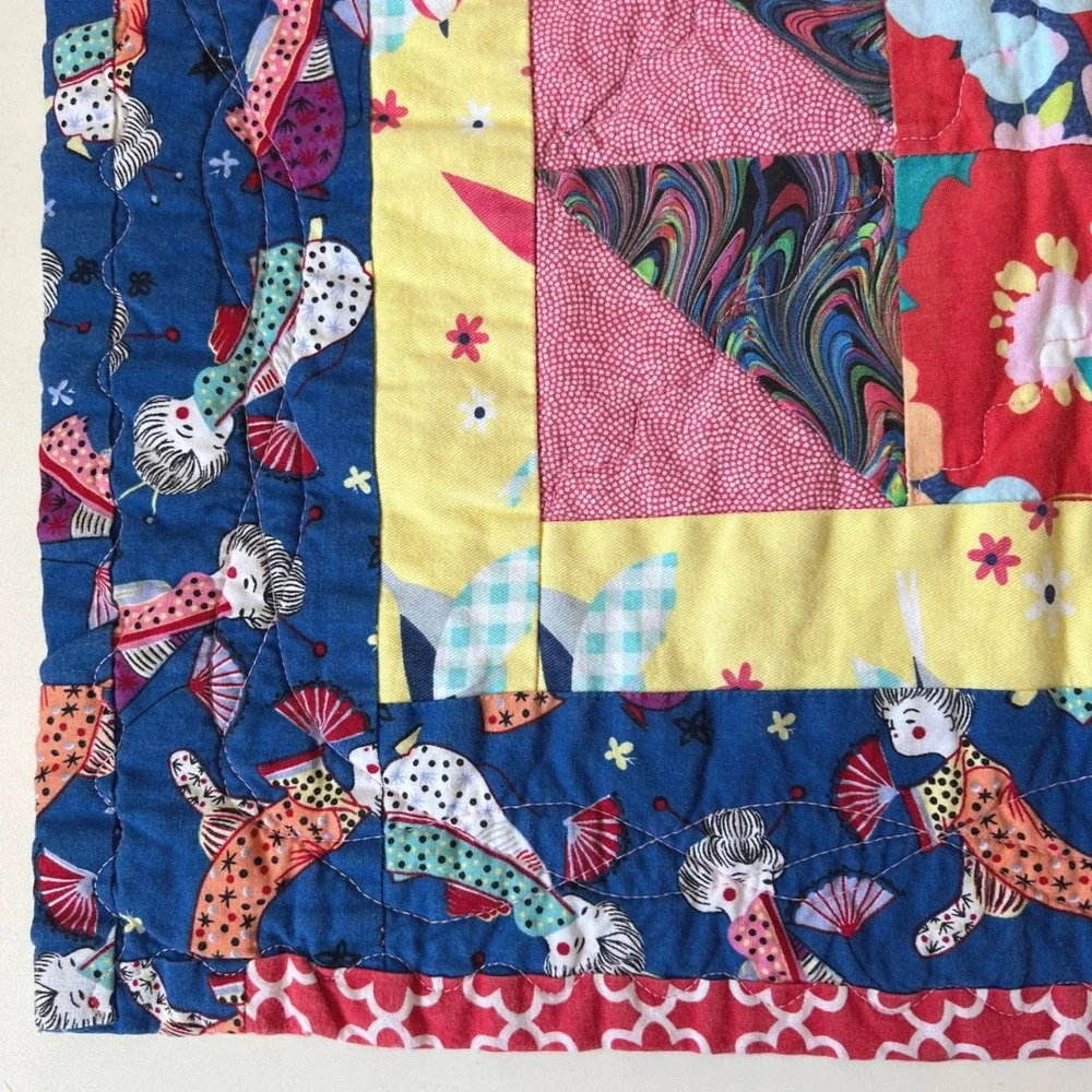 Handmade Patchwork Quilt Wall Hanging Floral Geisha Lap Quilt 43x32